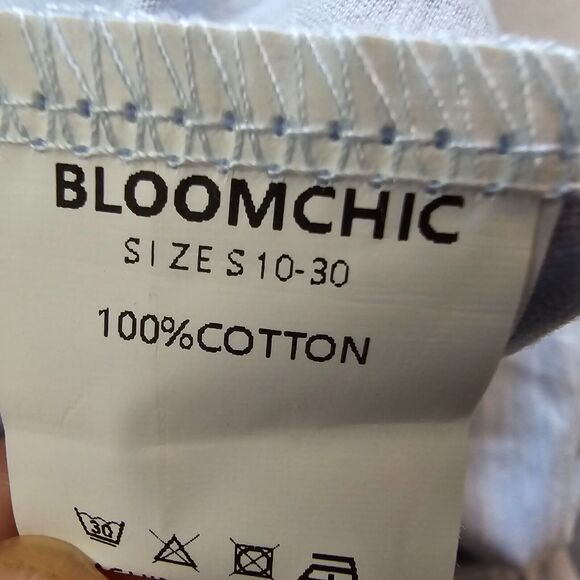 Bloomchic T-Shirt Women's Large Plain Ruffle Sleeve Heather VNeck Light Blue NWT - Picture 6 of 8